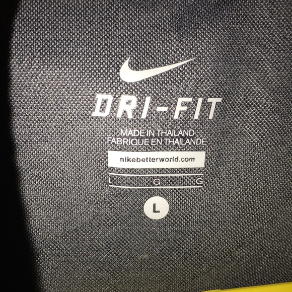 Mens Nike thin dry-fit long sleeve - Picture 3 of 3