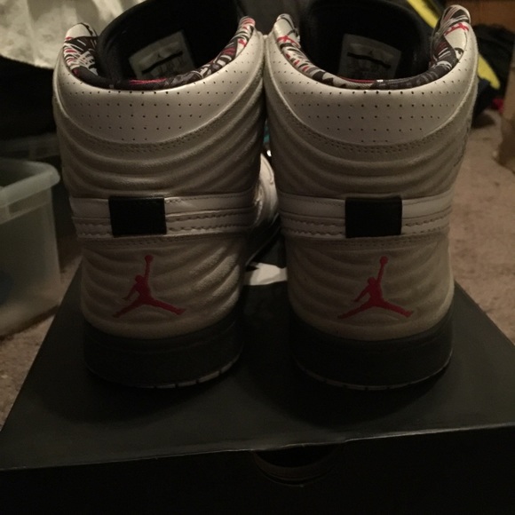 Jordan 1 - Picture 3 of 4