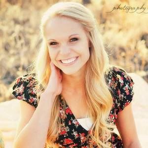 Meet your Posher, Alexis