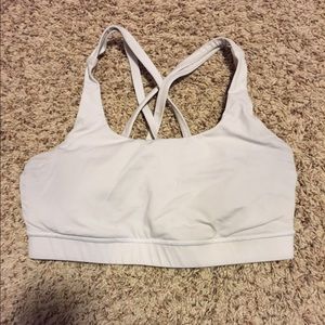 Lululemon sports bra size 4