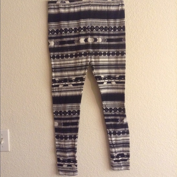 Abstract design leggings!