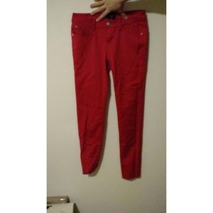 Red pants !