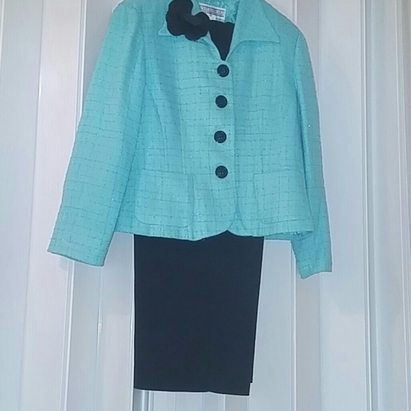 Pants Suit (2 PC Set)