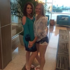 Meet your Posher, Brooke