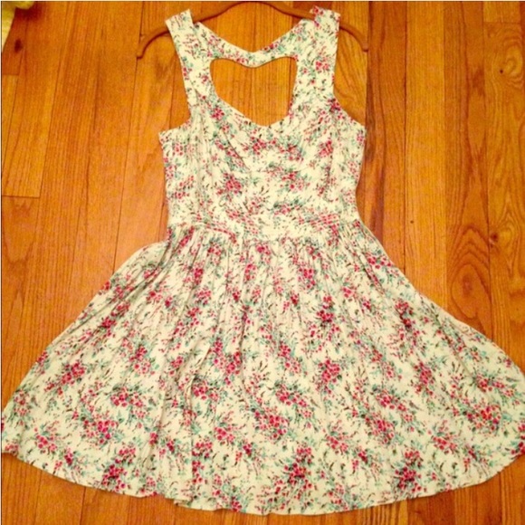 Lauren Conrad Dresses & Skirts - Lauren Conrad Dress