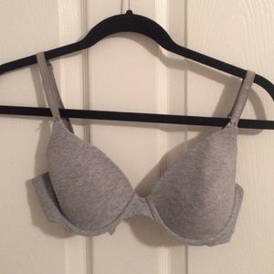 victoria secrets bra
