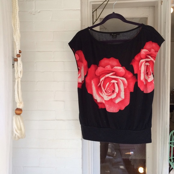 Forever 21 Rose Patterned Top