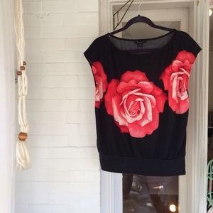 Forever 21 Rose Patterned Top