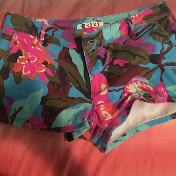 Roxy shorts