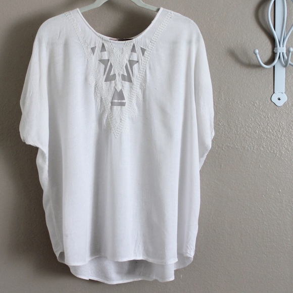 loose white top