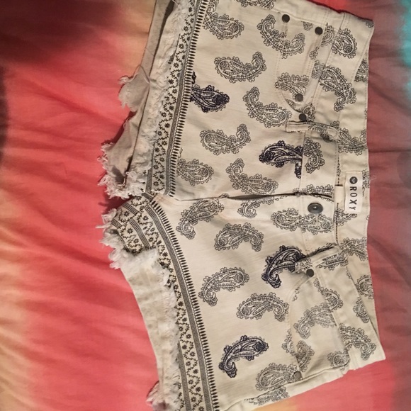 Roxy shorts! Make offer :)