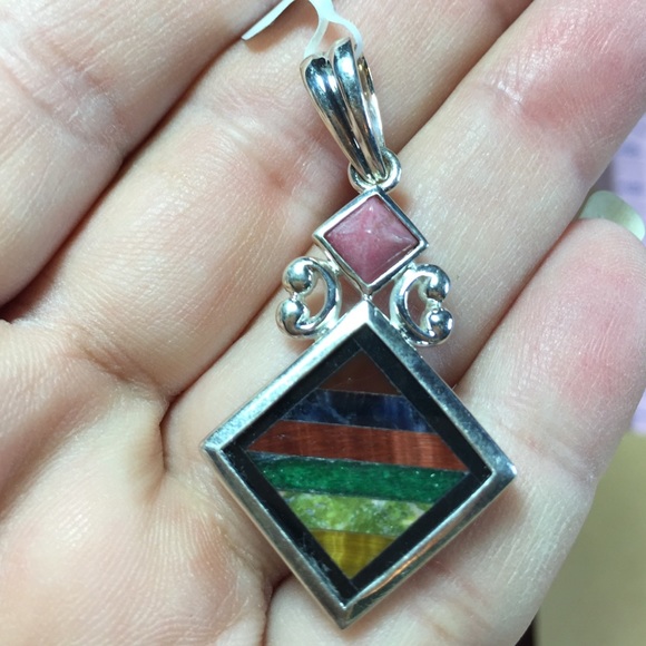 CH6 Multi gemstone pendants in .925Sterling Silver - Picture 3 of 4