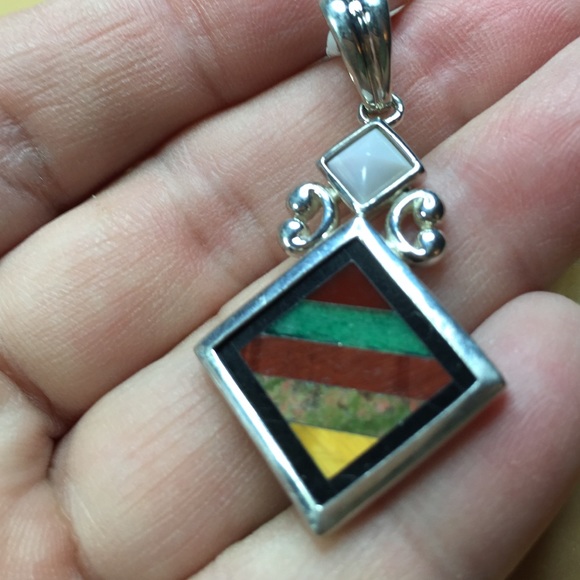 CH6 Multi gemstone pendants in .925Sterling Silver - Picture 4 of 4