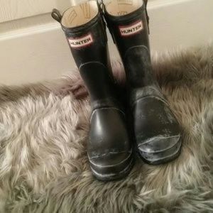 MAKE AN OFFER: HUNTER BOOTS size 7