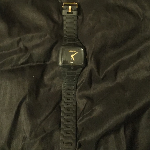 Nixon watch with real diamond(open to offers) - Picture 2 of 4