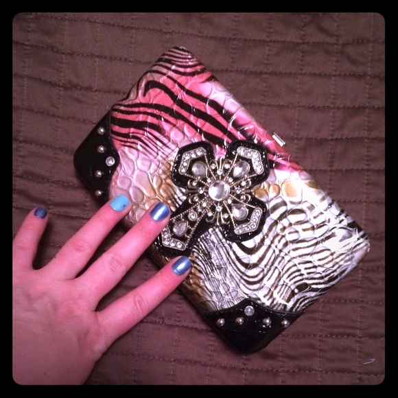Wallet *barely used*