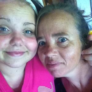 Meet your Posher, Holly