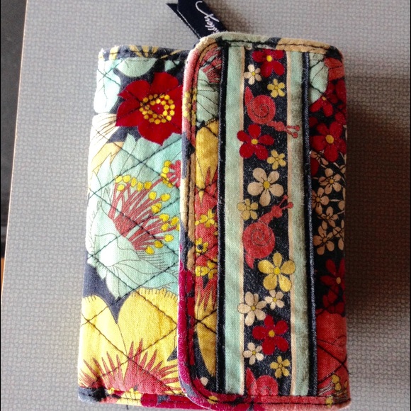 Vera Bradley Euro Wallet in "Happy Snails" Pattern