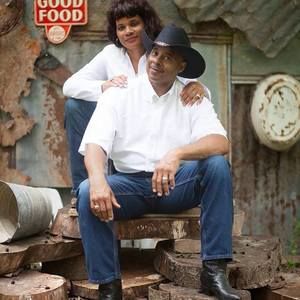 Meet your Posher, Veronica