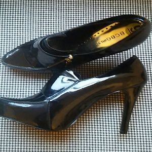 Side Zip BCBGGirls Bootie 🔥