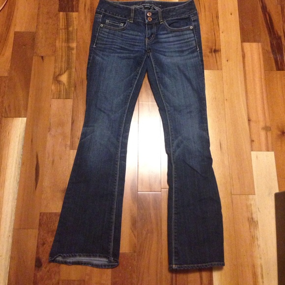 American eagle artist jeans