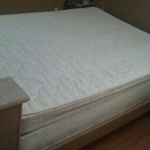 Queen Mattress & Boxspring