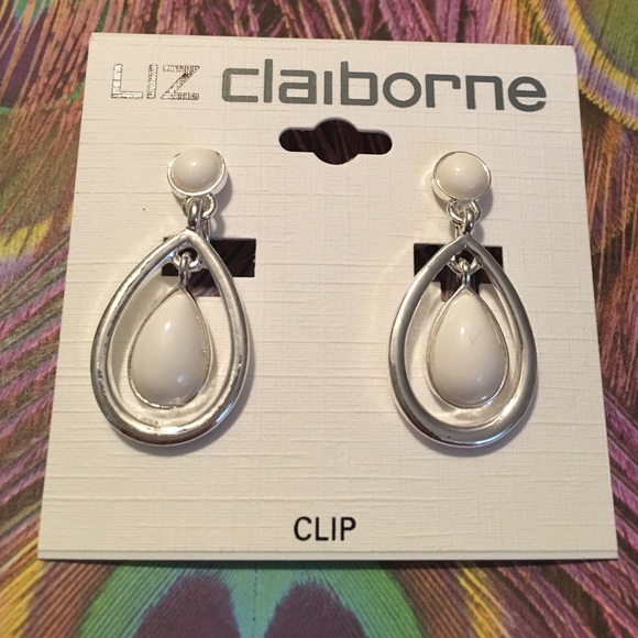 Liz Claiborne Jewelry - NEW Liz Claiborne Clip-ons