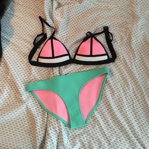 Triangl bikini