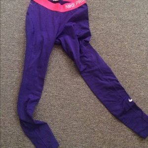 Nike thermal pro leggings.