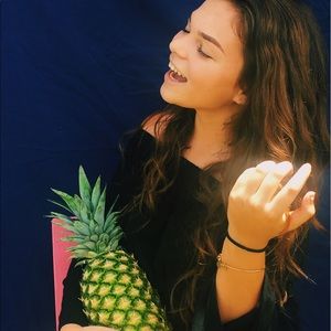 Meet your Posher, Lilly