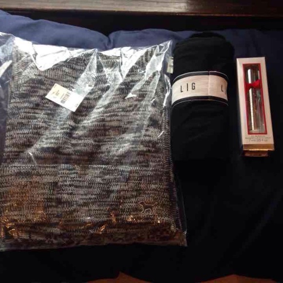 ❄️ Victoria's Secret Winter Bundle ❄️ - Picture 3 of 3