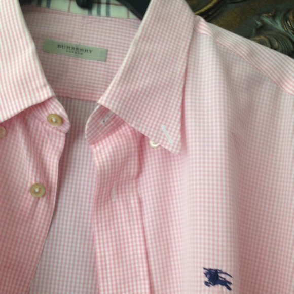 Almost new burberrys shirt