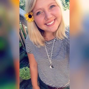 Meet your Posher, Hannah