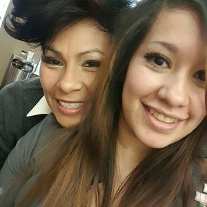 Meet your Posher, Beatriz