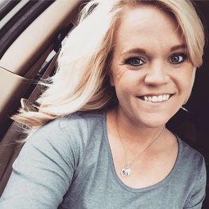 Meet your Posher, Alix