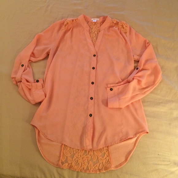 peach blouse