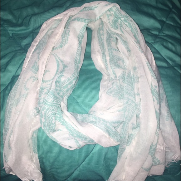 Paisley Fringe Scarf