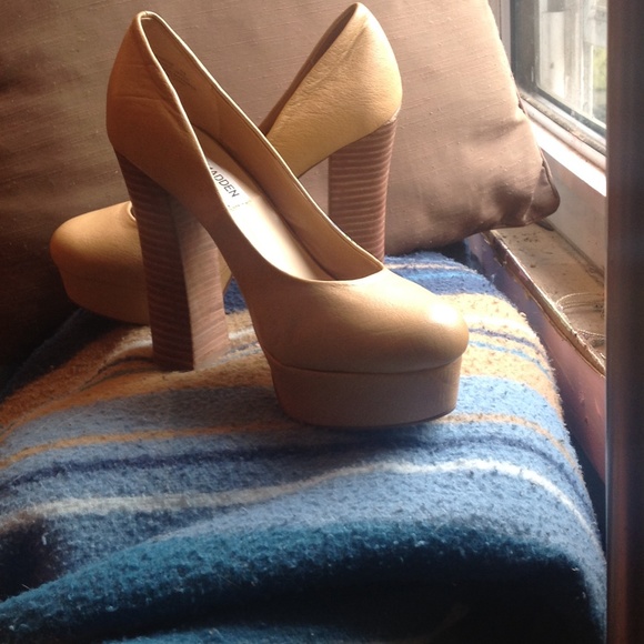Five inch tan platform heels from Steve Madden
