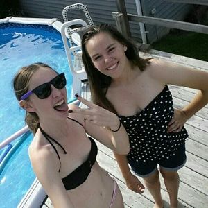 Meet your Posher, Maddie