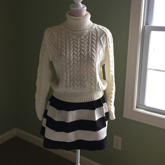 Turtle neck sweater