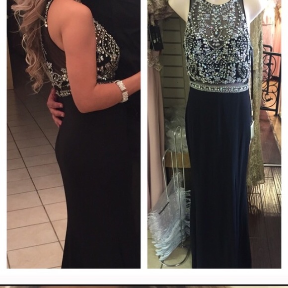 Black Prom Dress - Picture 4 of 4