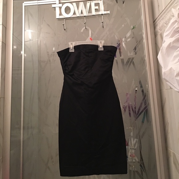 Black strapless dress - Picture 1 of 3