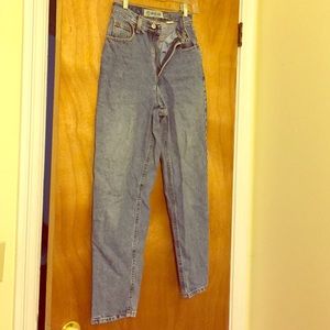 Vintage high waisted jeans