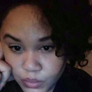 Meet your Posher, Antoniette