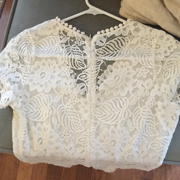 ILLA. ILLA all white lace romper - Picture 3 of 4