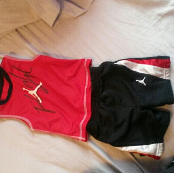 Jordan tank and shorts 12months