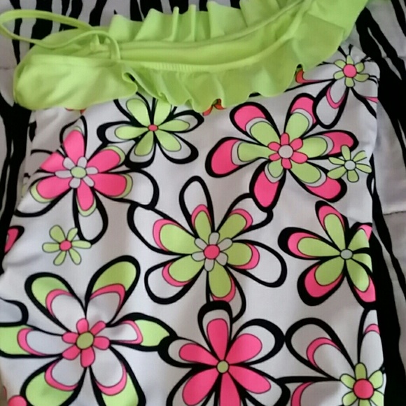 swim suit