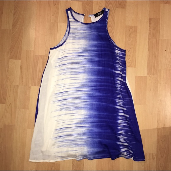 Blue and white tie dye dress - Picture 4 of 4