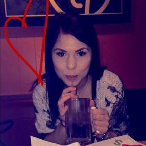 Meet your Posher, Candice