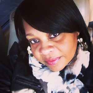 Meet your Posher, Alonda